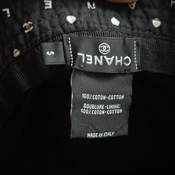 EUC Chanel Black and White Polka Dot Bucket Hat size small - Picture 8 of 9